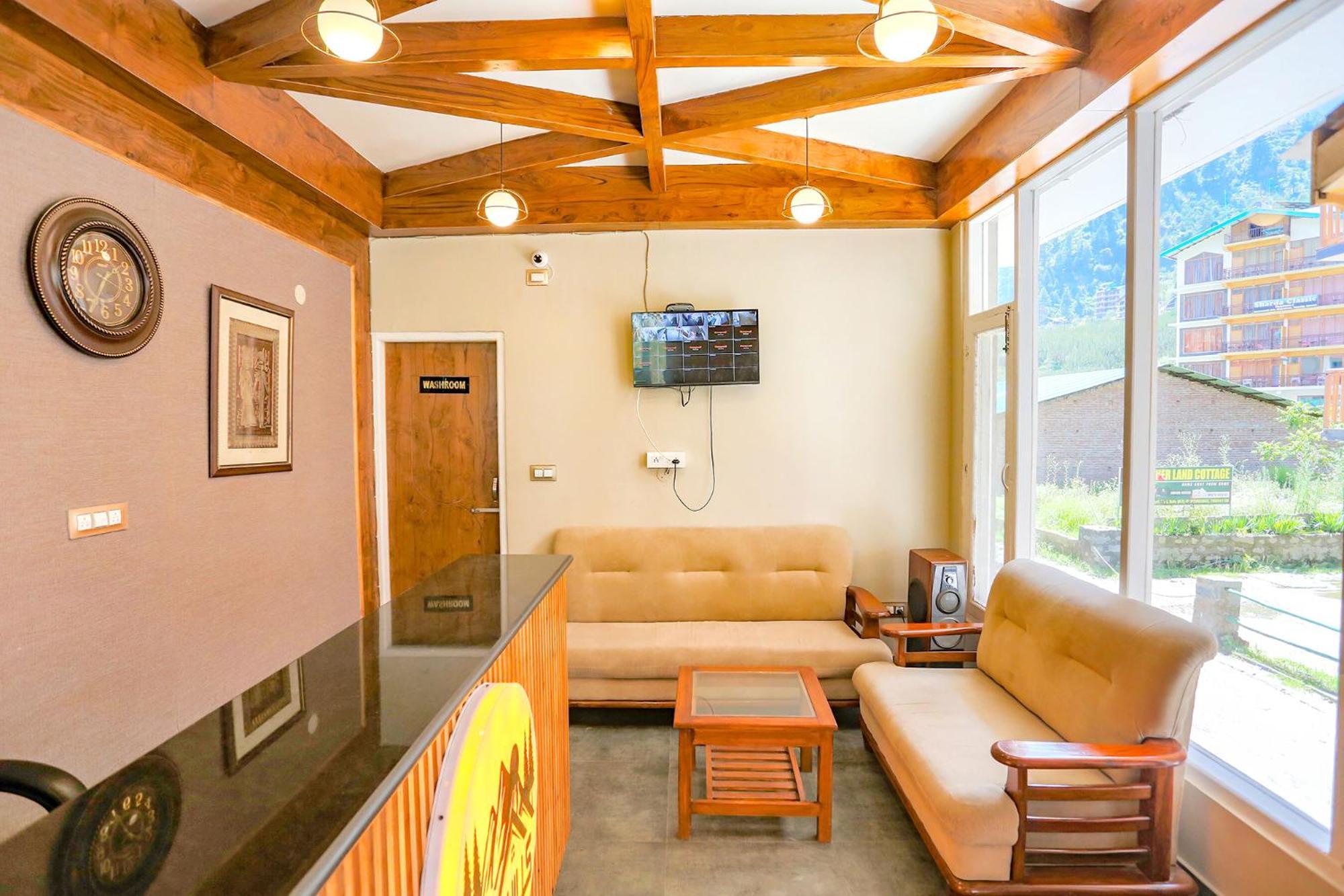 Fabhotel Outhills 马拉里 外观 照片
